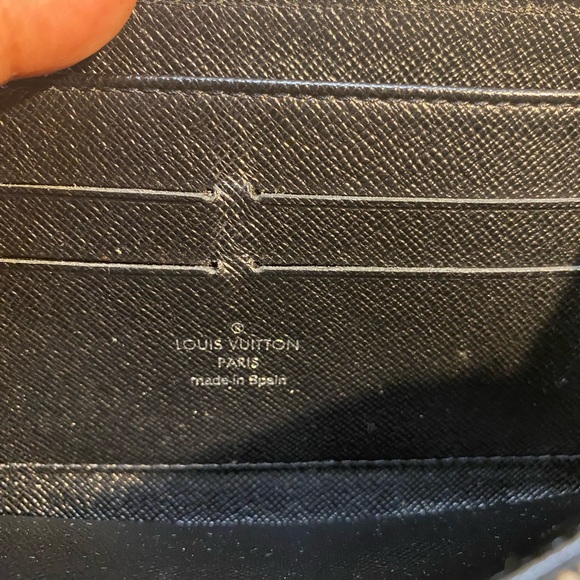 LV Authentic vintage black epi long wallet - Very good used condition - Picture 5 of 6